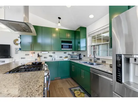 377 NW Spring Street White Salmon WA 98672