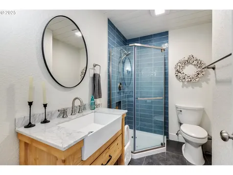 377 NW Spring Street White Salmon WA 98672