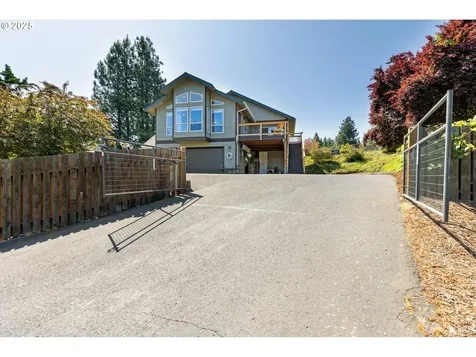 377 NW Spring Street White Salmon WA 98672