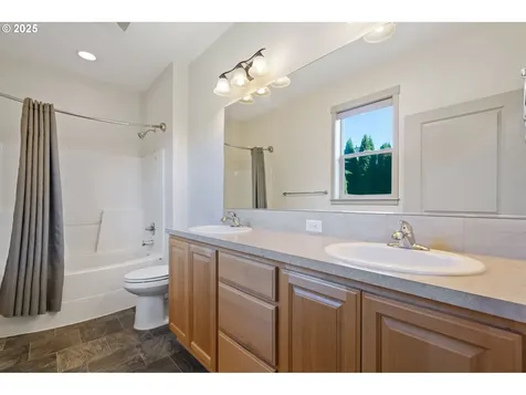 15325 NE 106th Street Vancouver WA 98682