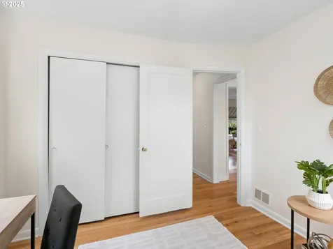 4324 NE 65th Avenue Portland OR 97218