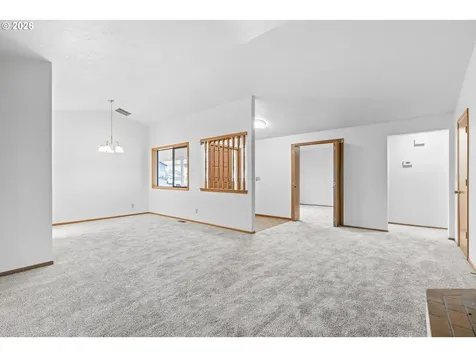 1669 Nut Tree Drive NW Salem OR 97304