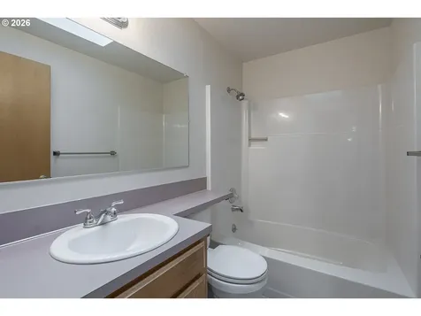 1669 Nut Tree Drive NW Salem OR 97304