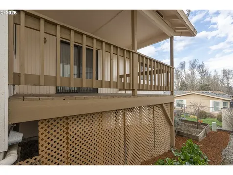 1669 Nut Tree Drive NW Salem OR 97304
