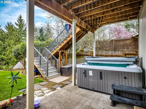 17765 Hillside Drive West Linn OR 97068