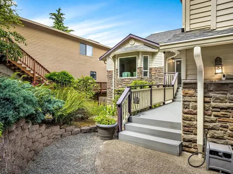 17765 Hillside Drive West Linn OR 97068