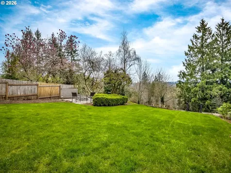17765 Hillside Drive West Linn OR 97068