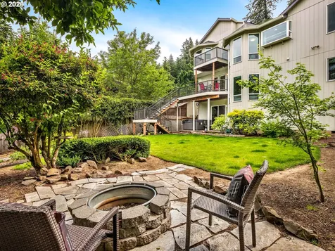17765 Hillside Drive West Linn OR 97068