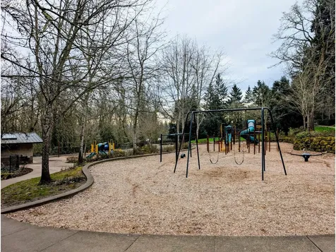 17765 Hillside Drive West Linn OR 97068