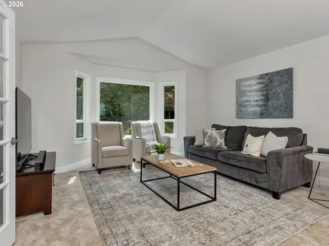 17765 Hillside Drive West Linn OR 97068