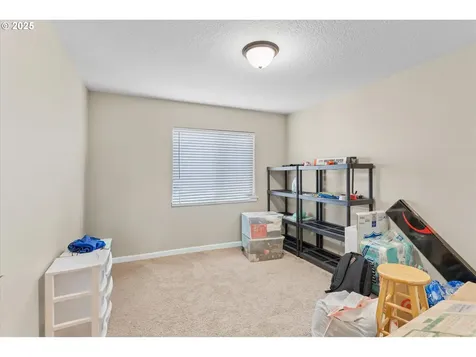 33943 SE Vine Street Scappoose OR 97056