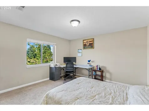 33943 SE Vine Street Scappoose OR 97056