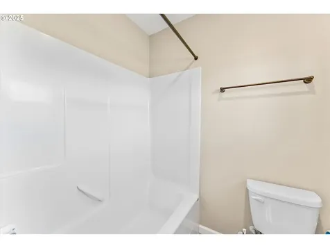 33943 SE Vine Street Scappoose OR 97056