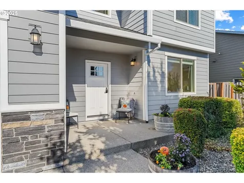 33943 SE Vine Street Scappoose OR 97056