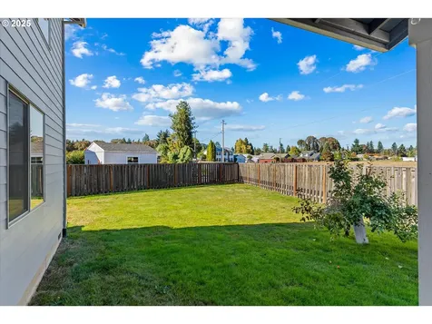 33943 SE Vine Street Scappoose OR 97056