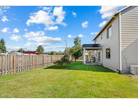 33943 SE Vine Street Scappoose OR 97056