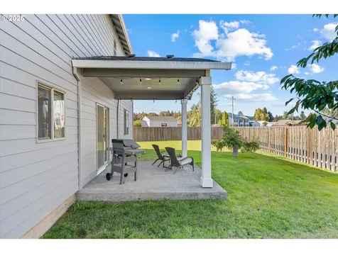 33943 SE Vine Street Scappoose OR 97056