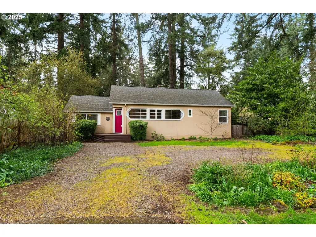 16675 Bonaire Avenue Lake Oswego OR 97035