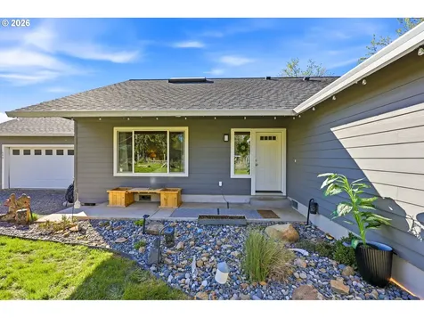 643 Huckins Buhman Road Washougal WA 98671