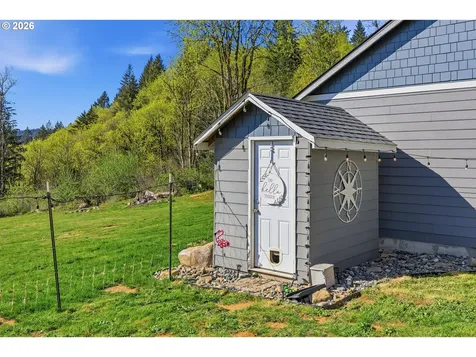 643 Huckins Buhman Road Washougal WA 98671