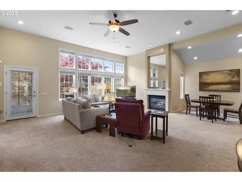 4275 NW Tamoshanter Way Portland OR 97229