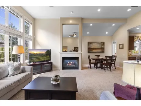 4275 NW Tamoshanter Way Portland OR 97229