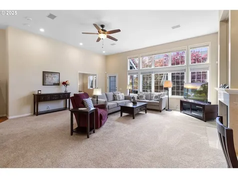 4275 NW Tamoshanter Way Portland OR 97229