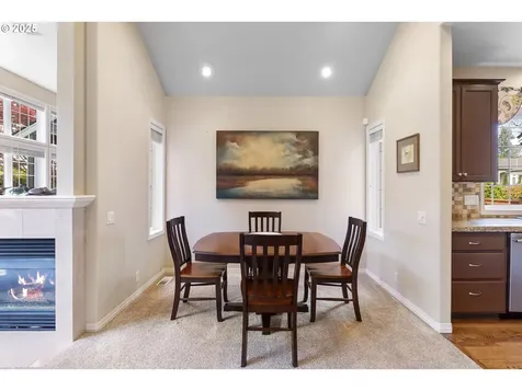 4275 NW Tamoshanter Way Portland OR 97229