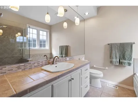 4275 NW Tamoshanter Way Portland OR 97229