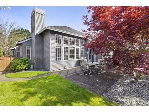 4275 NW Tamoshanter Way Portland OR 97229