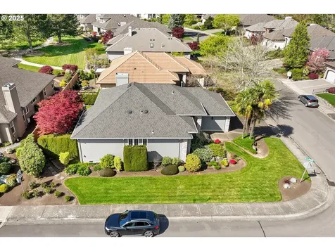4275 NW Tamoshanter Way Portland OR 97229