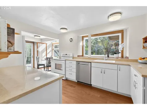 1627 Lawrence Street Eugene OR 97401