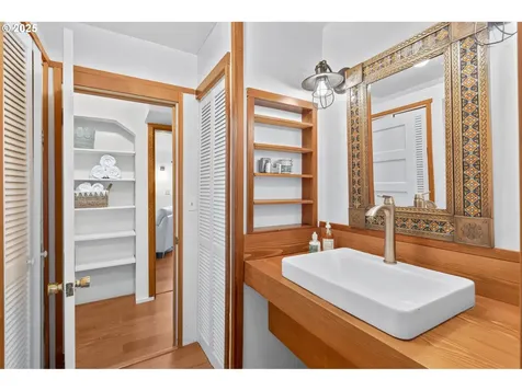 1627 Lawrence Street Eugene OR 97401