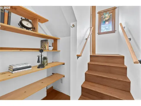 1627 Lawrence Street Eugene OR 97401