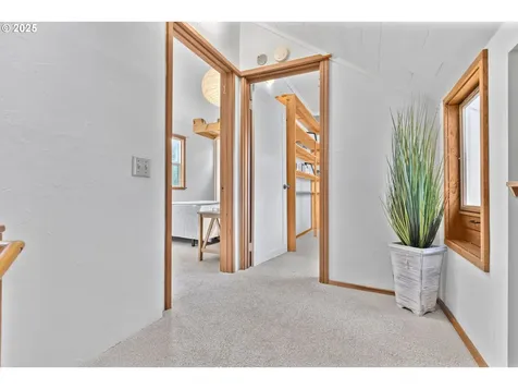 1627 Lawrence Street Eugene OR 97401
