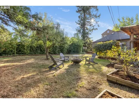 1627 Lawrence Street Eugene OR 97401