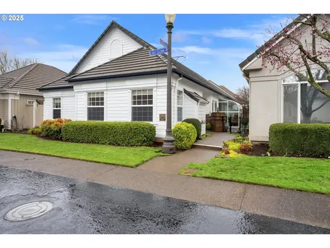 3385 Lake Glenn Drive Eugene OR 97408