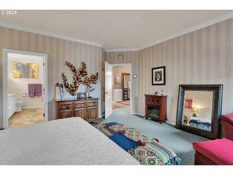 3385 Lake Glenn Drive Eugene OR 97408