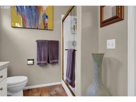 3385 Lake Glenn Drive Eugene OR 97408