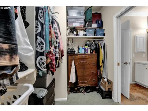 3385 Lake Glenn Drive Eugene OR 97408