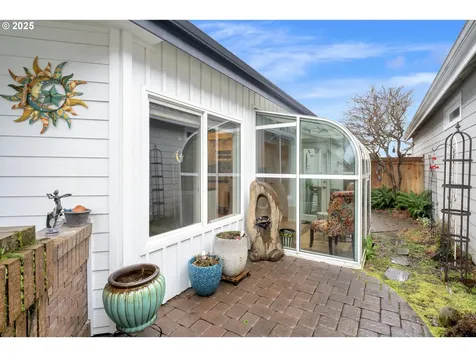 3385 Lake Glenn Drive Eugene OR 97408
