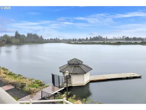 3385 Lake Glenn Drive Eugene OR 97408