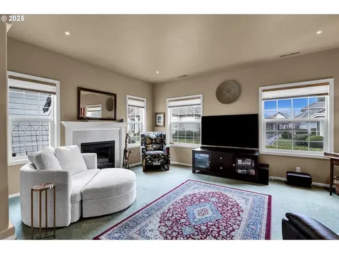 3385 Lake Glenn Drive Eugene OR 97408