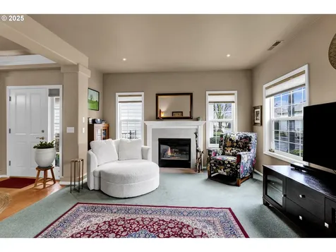 3385 Lake Glenn Drive Eugene OR 97408