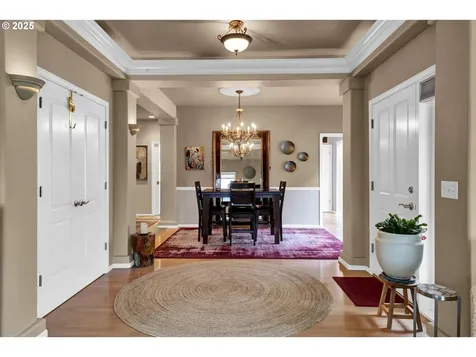 3385 Lake Glenn Drive Eugene OR 97408