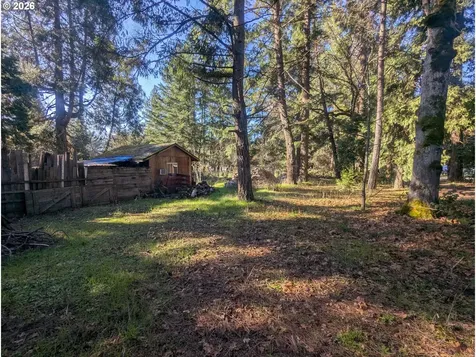 464 Lou Gray Drive Myrtle Creek OR 97457
