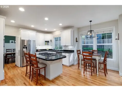 268 NW 93rd Place Portland OR 97229