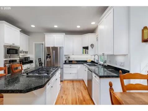 268 NW 93rd Place Portland OR 97229