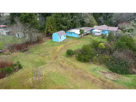 69493 Wildwood Road North Bend OR 97459
