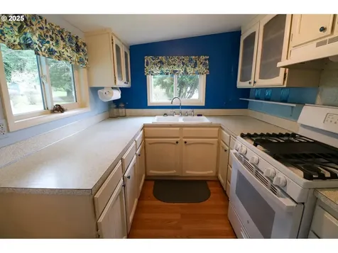 69493 Wildwood Road North Bend OR 97459